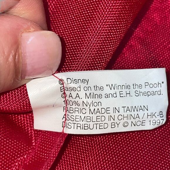 Vintage Disney Winnie the Pooh Garden Flag St Patricks Day Rainbow 27" x 44" - Picture 8 of 13